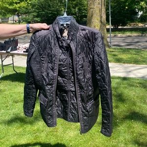 Banana Republic Women’s Petite S Black Quilted Puffer Jacket